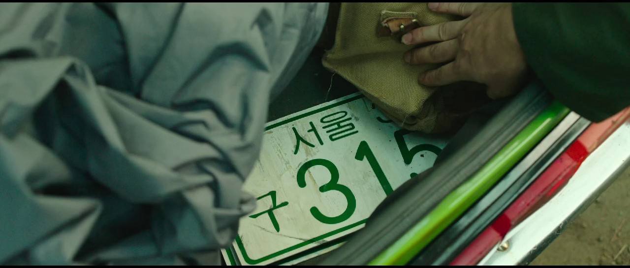 A Taxi Driver (2017) AMZN WEB-DL Hindi + Ko Te 1080p HEVC DDP 5.1 ESub.mkv.0004